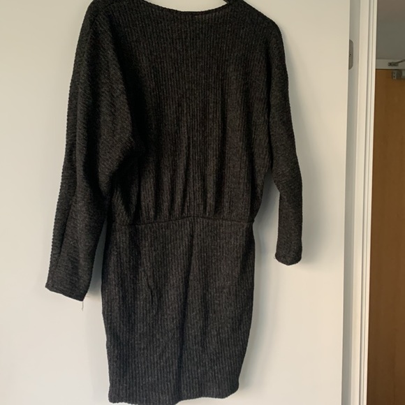 🎉HOST PICK🎉🎉 Lush - gorgeous grey tunic length top or mini dress - Picture 7 of 10